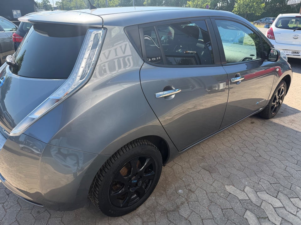 Nissan Leaf 24 Acenta 5d
