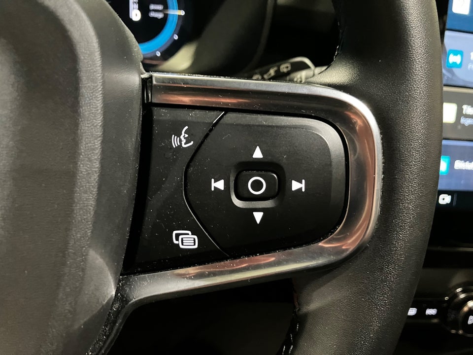 Volvo XC40 P6 ReCharge Core 5d