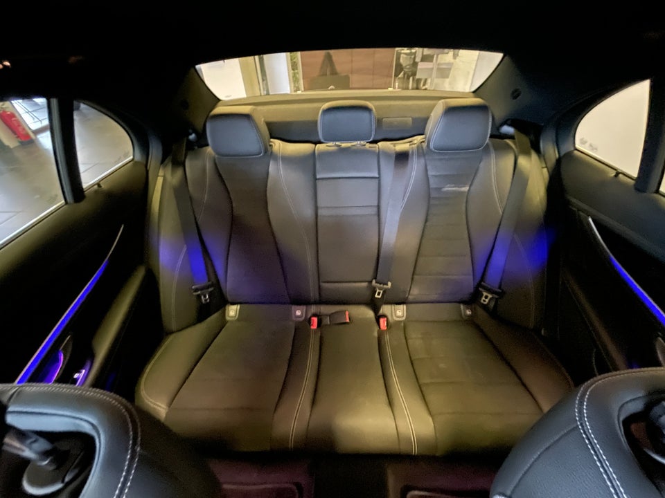 Mercedes E300 e 2,0 AMG Line aut. 4d