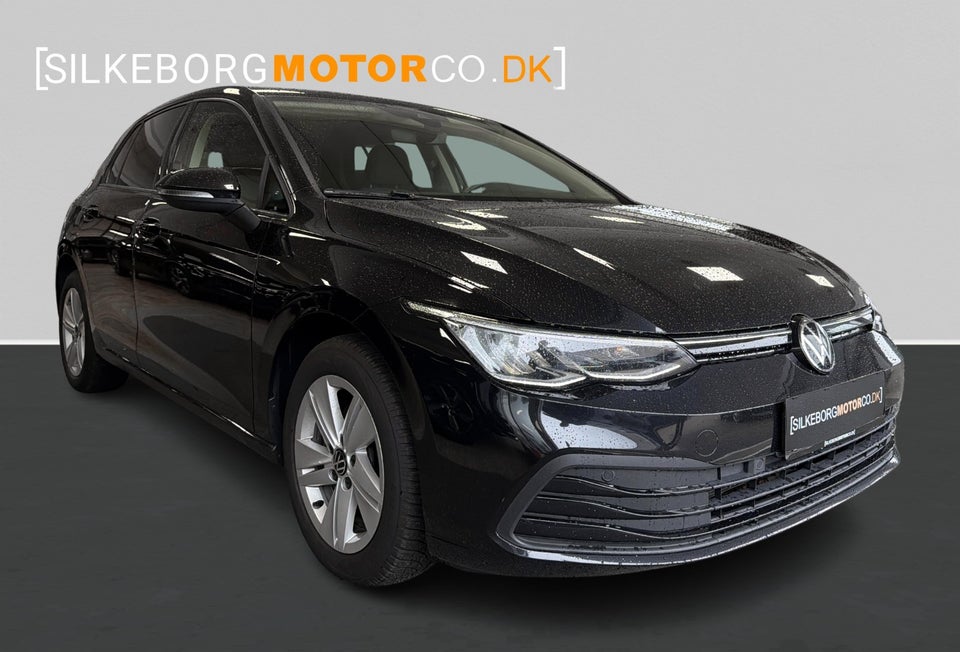 VW Golf VIII 2,0 TDi 115 Life DSG 5d