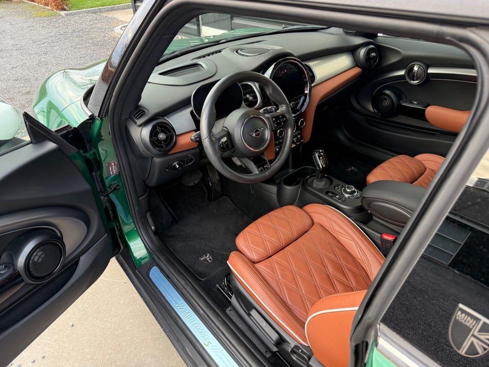 MINI Cooper SE Younique Trim 3d