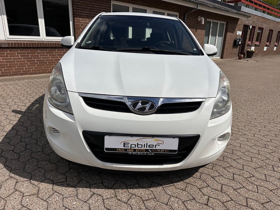 Hyundai i20 1,25 Comfort 5d