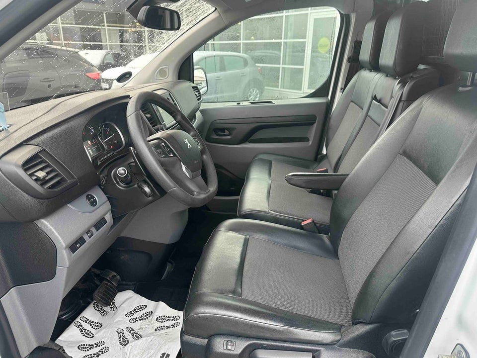 Peugeot Expert 2,0 BlueHDi 180 L2 Ultimate EAT6 Van