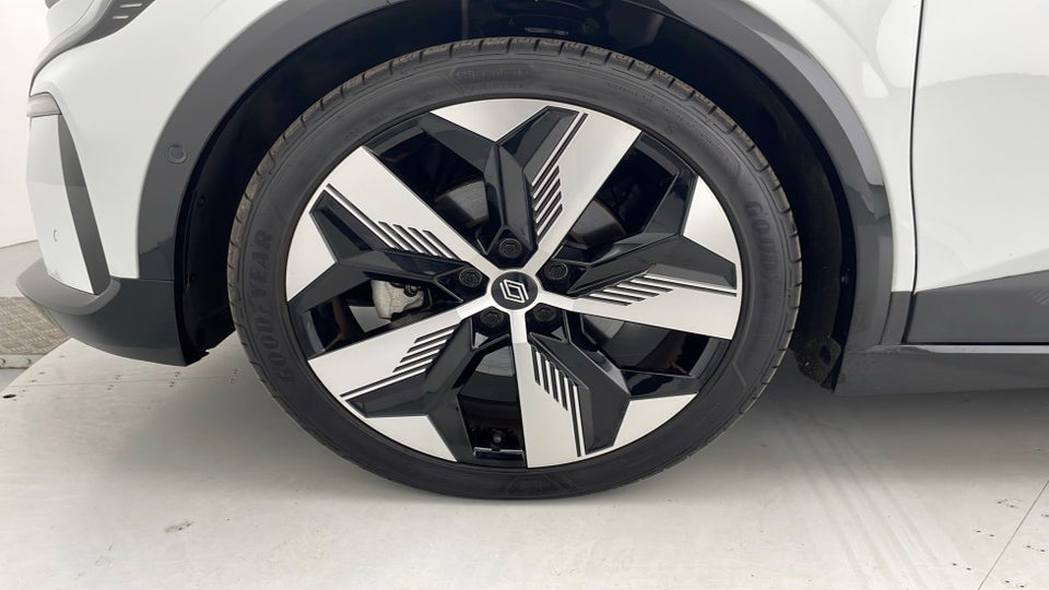 Renault Megane E-Tech 60 Techno 5d