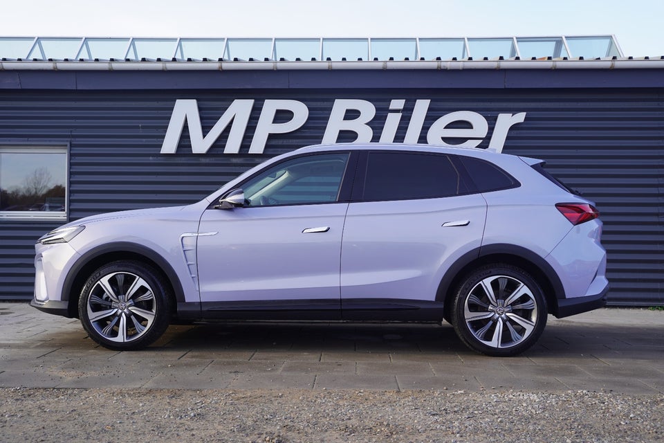 MG Marvel R Luxury 5d