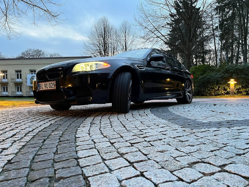 BMW M5 4,4 aut. 4d