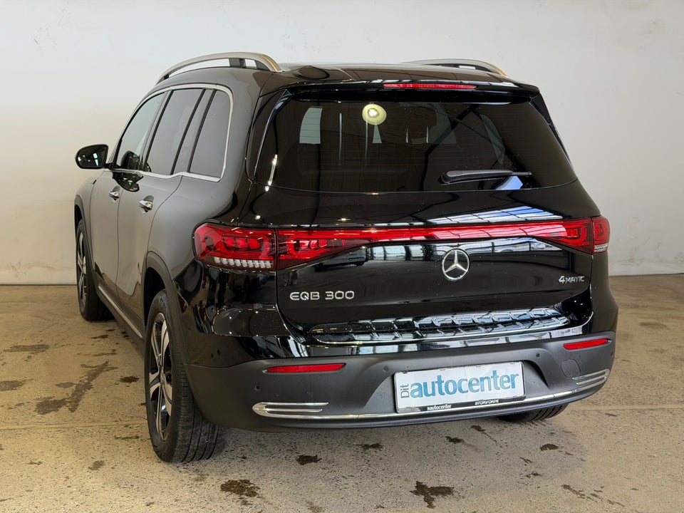 Mercedes EQB300 4Matic 7prs 5d