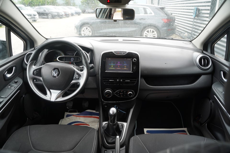 Renault Clio IV 1,5 dCi 75 Expression 5d