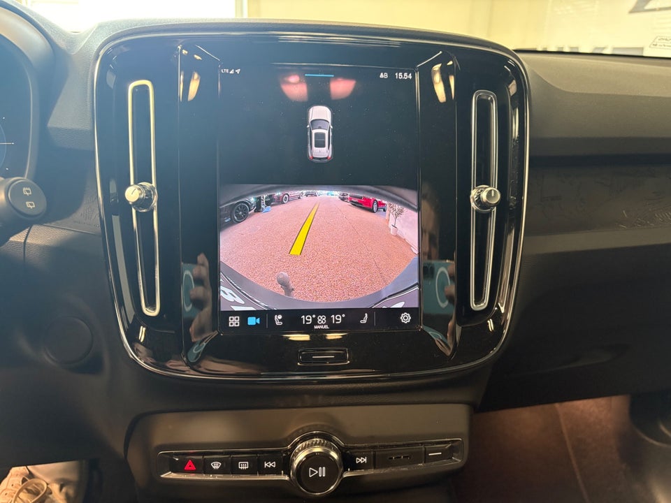 Volvo XC40 P6 ReCharge Core 5d