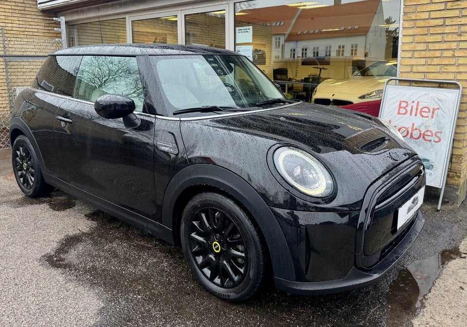 MINI Cooper SE Camden Edition 3d