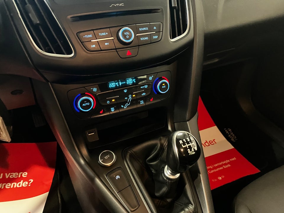 Ford Focus 1,0 SCTi 125 Business stc. 5d