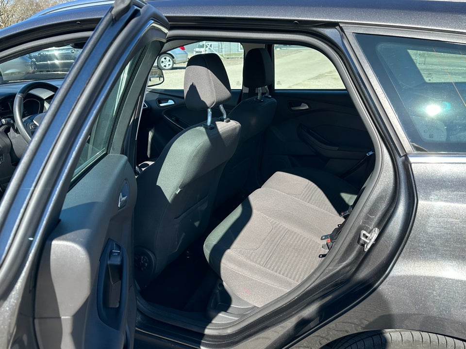 Ford Focus 1,0 SCTi 125 Titanium 5d