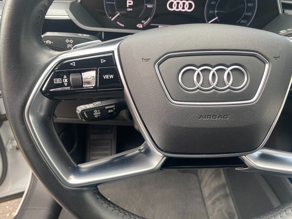 Audi e-tron 55 Advanced quattro 5d