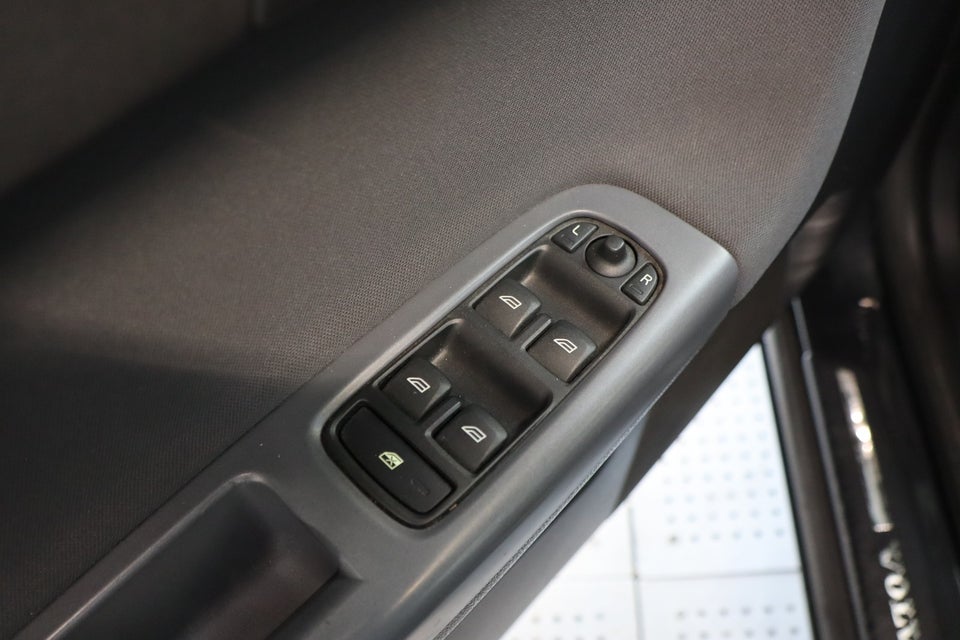 Volvo V50 1,6 D DRIVe 5d