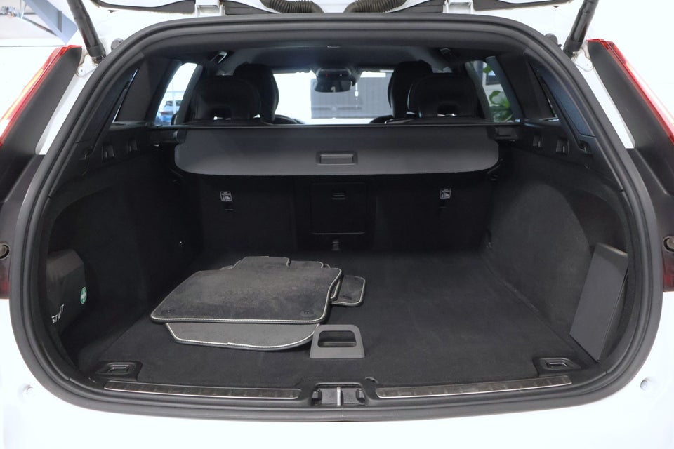 Volvo V60 2,0 D4 190 R-Design aut. 5d