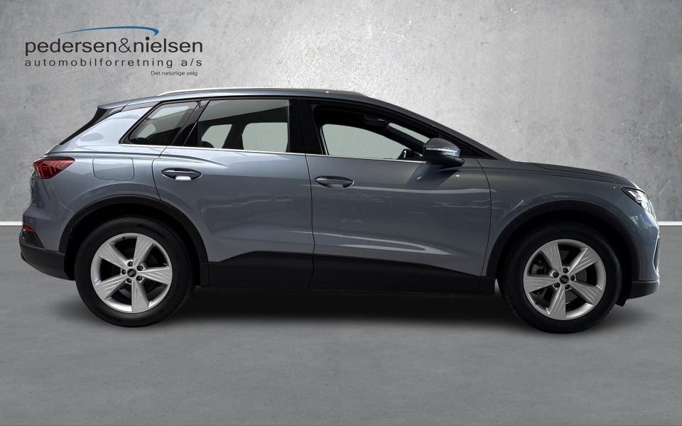 Audi Q4 e-tron 40  5d