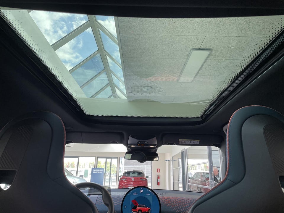 MINI Aceman E Favoured Trim M 5d