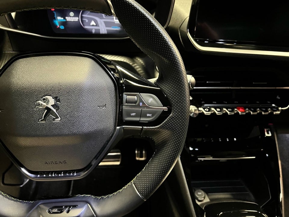 Peugeot e-2008 50 GT 5d