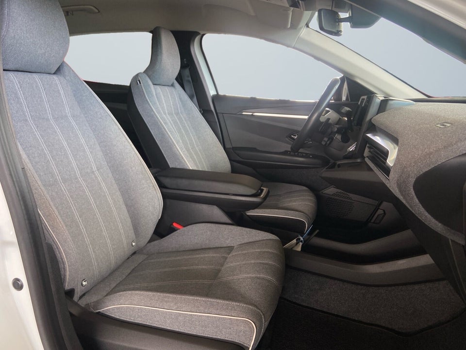 Renault Megane E-Tech 40 Equilibre 5d