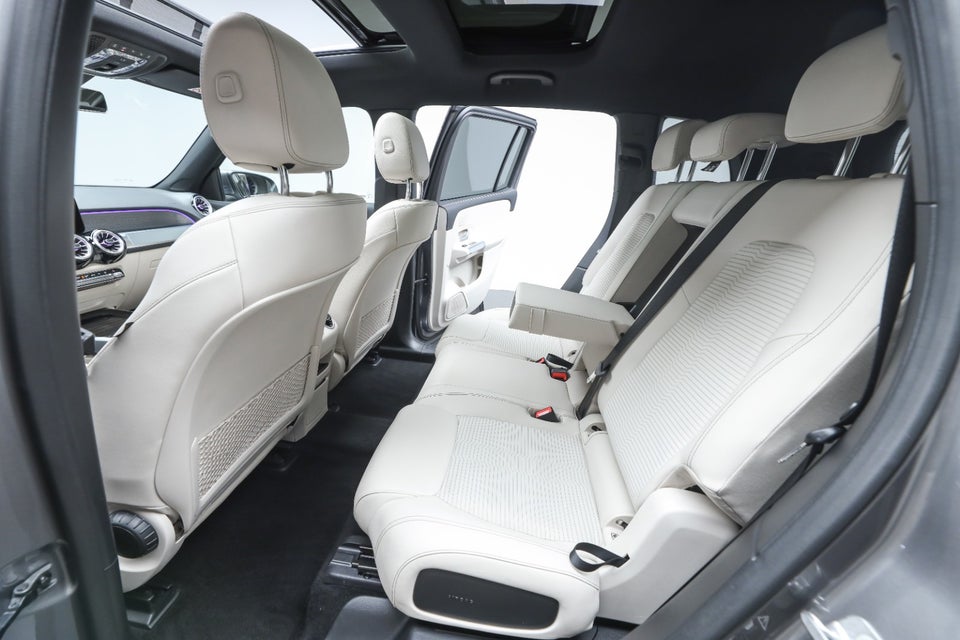 Mercedes EQB350 4Matic 7prs 5d