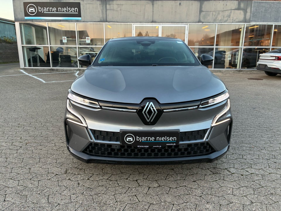 Renault Megane E-Tech 60 Iconic 5d