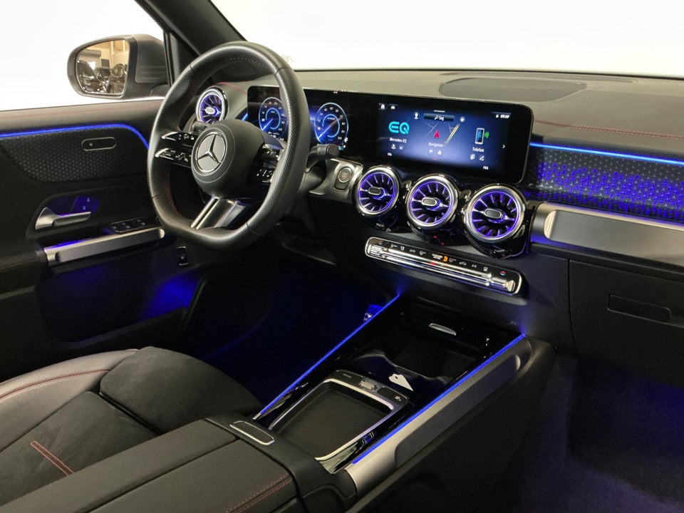 Mercedes EQB300 AMG Line 4Matic 5d