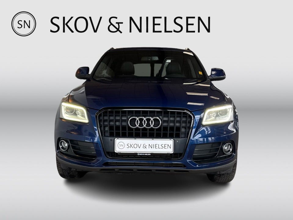 Audi Q5 2,0 TDi 177 S-line quattro S-tr. Van 5d