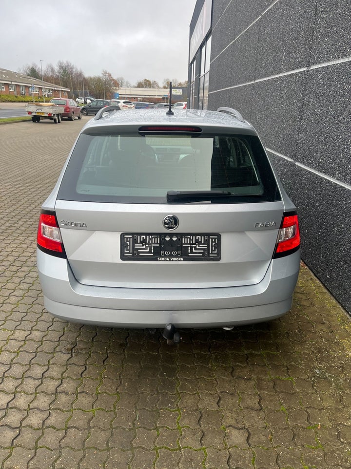 Skoda Fabia 1,2 TSi 90 Ambition Combi 5d