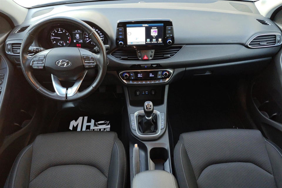 Hyundai i30 1,0 T-GDi Premium stc. 5d