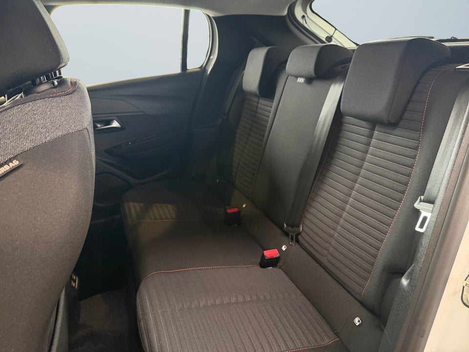 Peugeot e-208 50 Active 5d