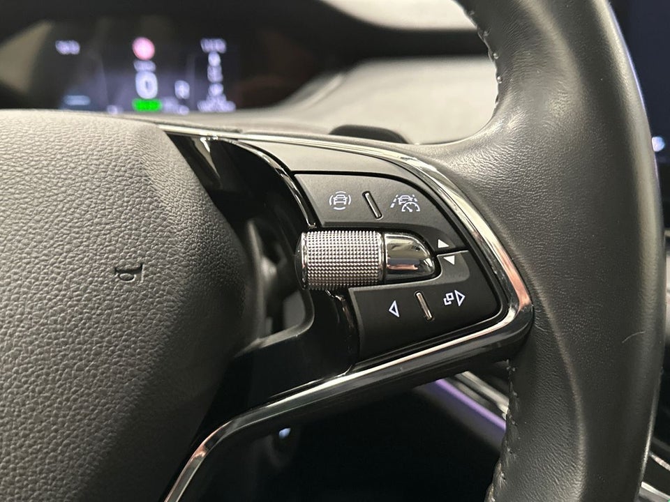 Skoda Enyaq 80 iV Plus 5d