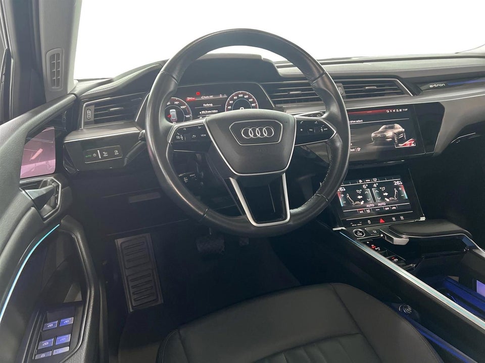 Audi e-tron 55 Advanced quattro 5d