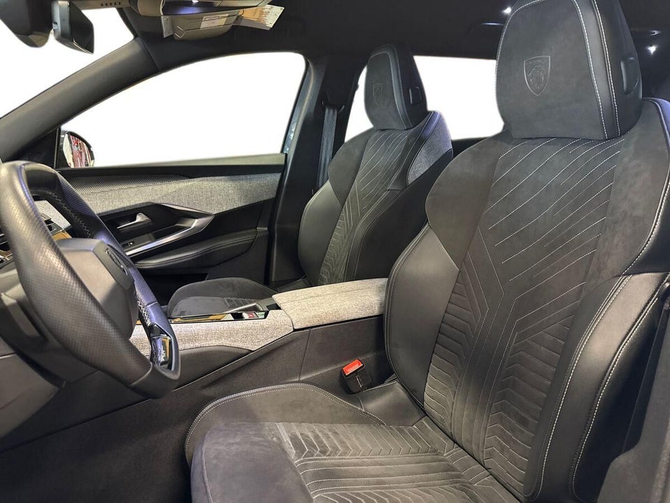 Peugeot e-5008 77 GT Pack 7prs 5d