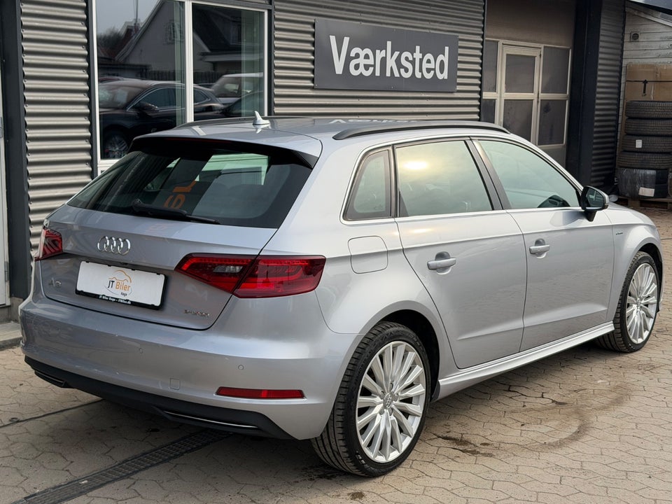 Audi A3 1,4 e-tron Ambition Sportback S-tr. 5d