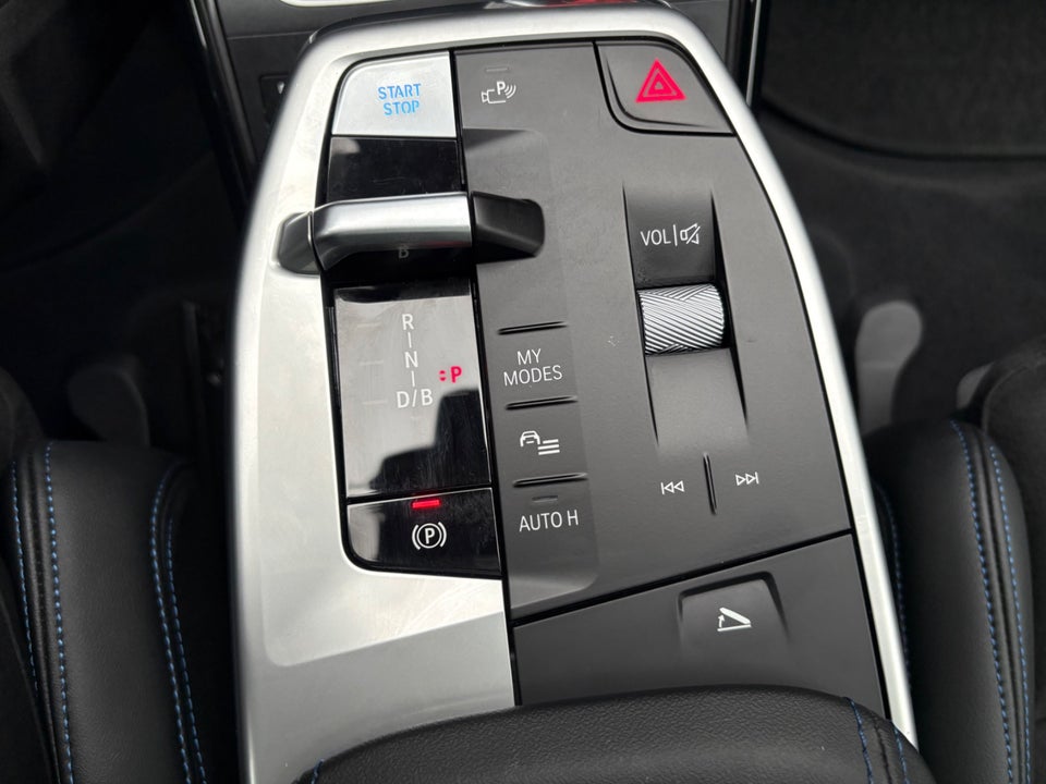 BMW iX1 eDrive20 M-Sport 5d