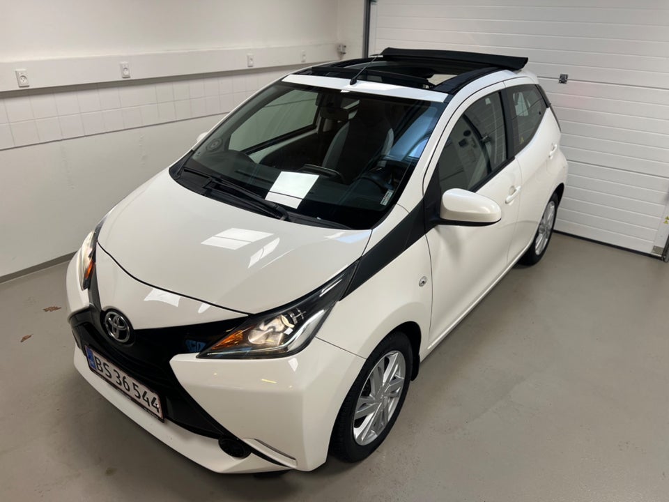Toyota Aygo 1,0 VVT-i x-sky 5d