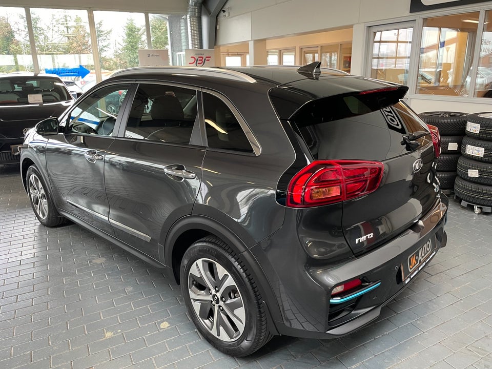 Kia e-Niro 64 Premium 5d