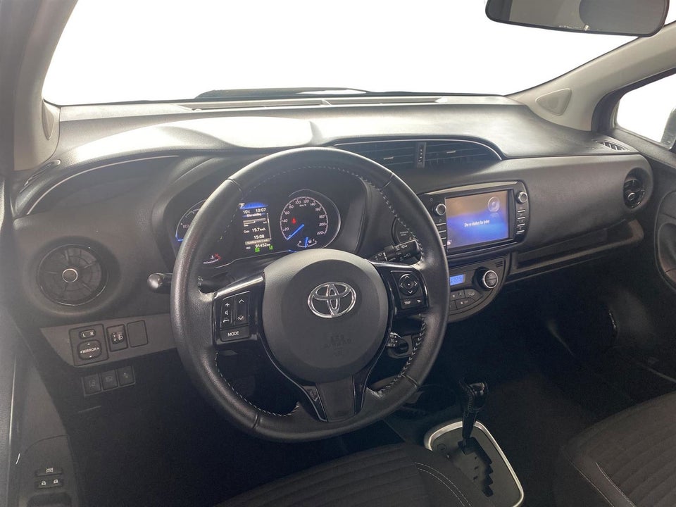 Toyota Yaris 1,5 Hybrid H3 Premium e-CVT 5d