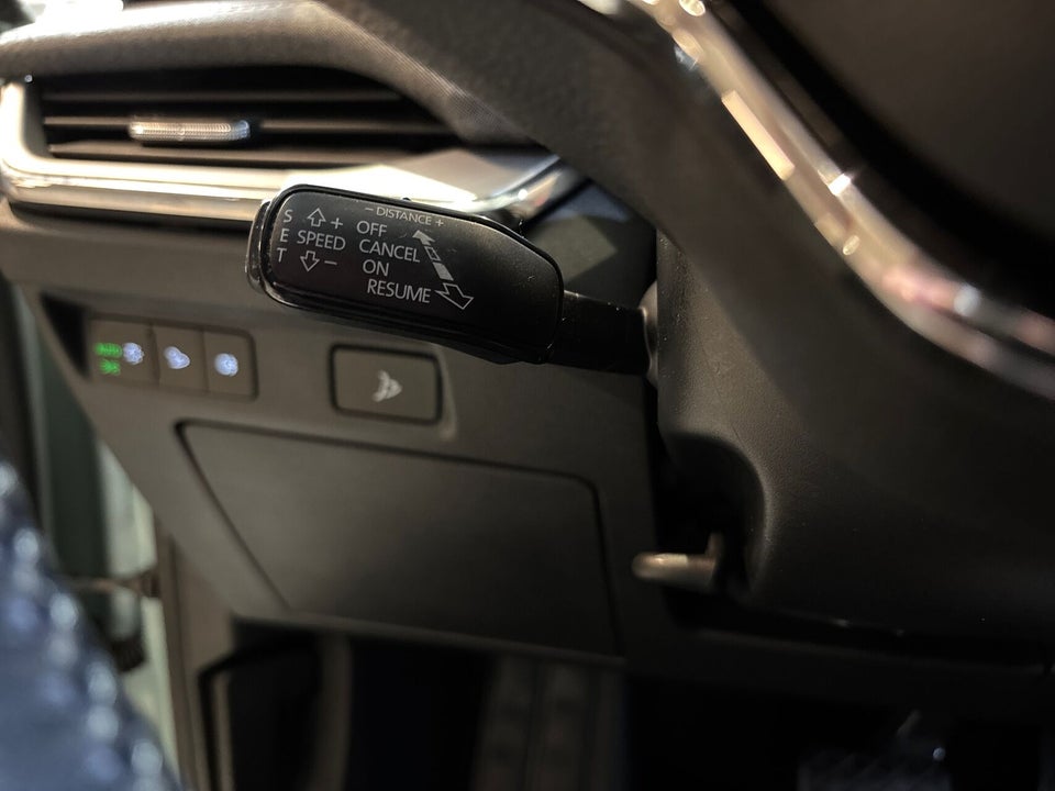 Skoda Enyaq 60 iV Loft 5d