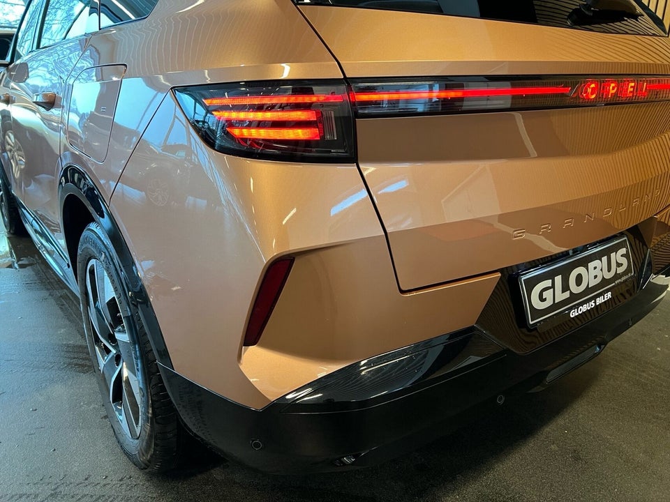 Opel Grandland-e 82 GS 5d