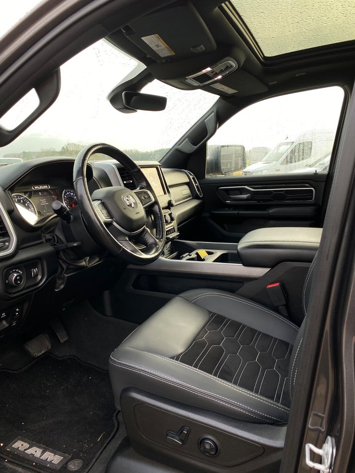 Dodge RAM 1500 5,7 V8 Hemi Laramie Sport aut. 4d