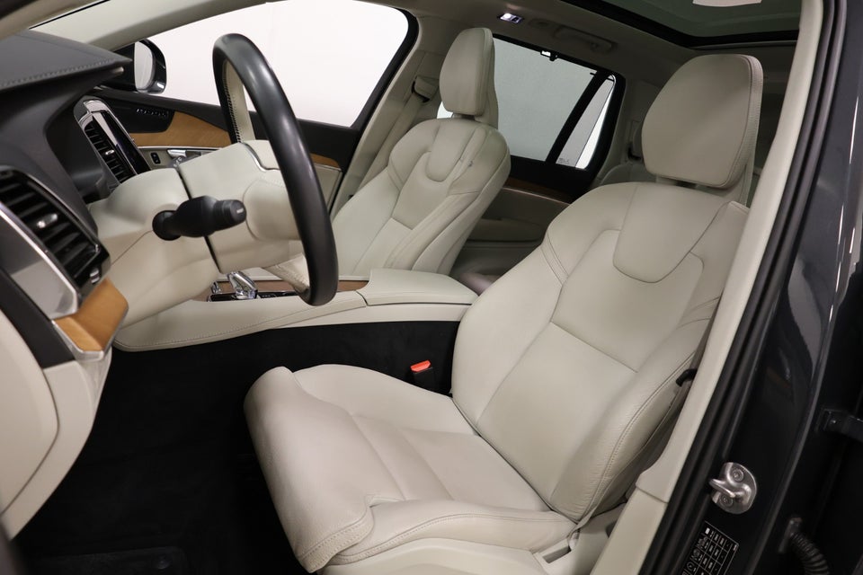 Volvo XC90 2,0 T8 ReCharge Inscription aut. AWD 7prs 5d