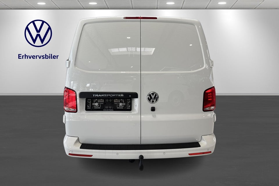 VW Transporter 2,0 TDi 150 Kassevogn DSG lang