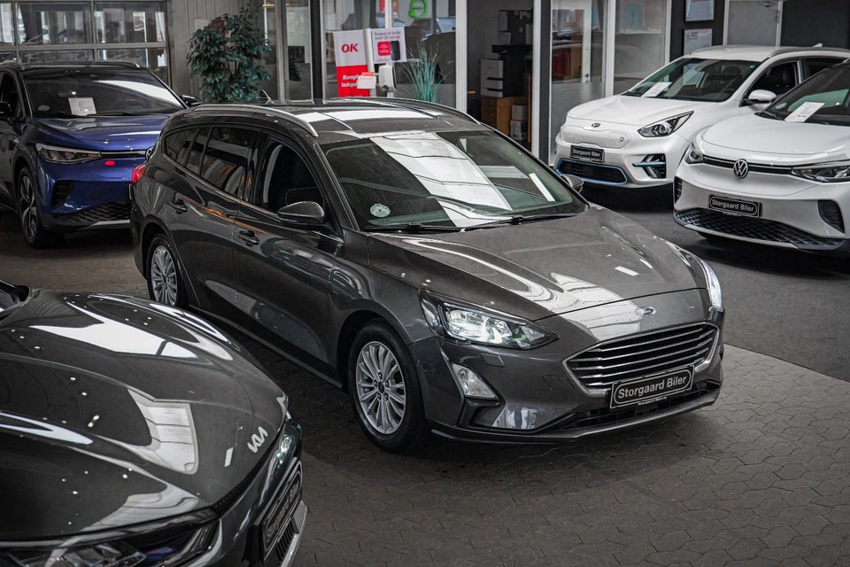 Ford Focus 1,0 EcoBoost mHEV Titanium stc. 5d