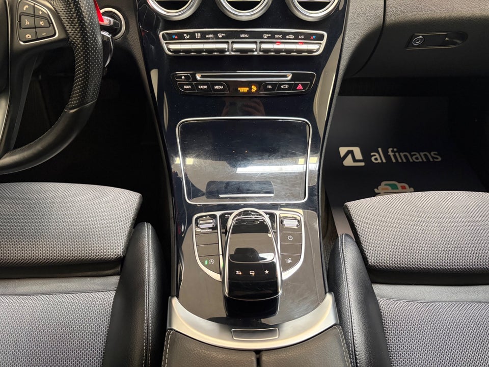 Mercedes C180 1,6 Coupé aut. 2d