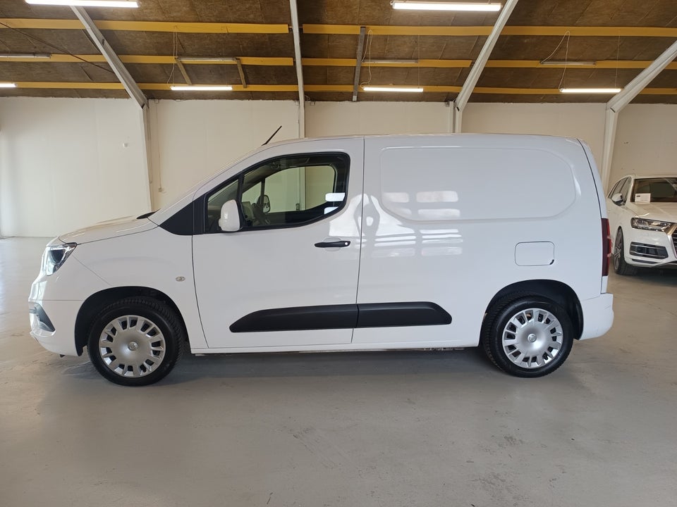 Opel Combo 1,2 T 110 Enjoy L1V1
