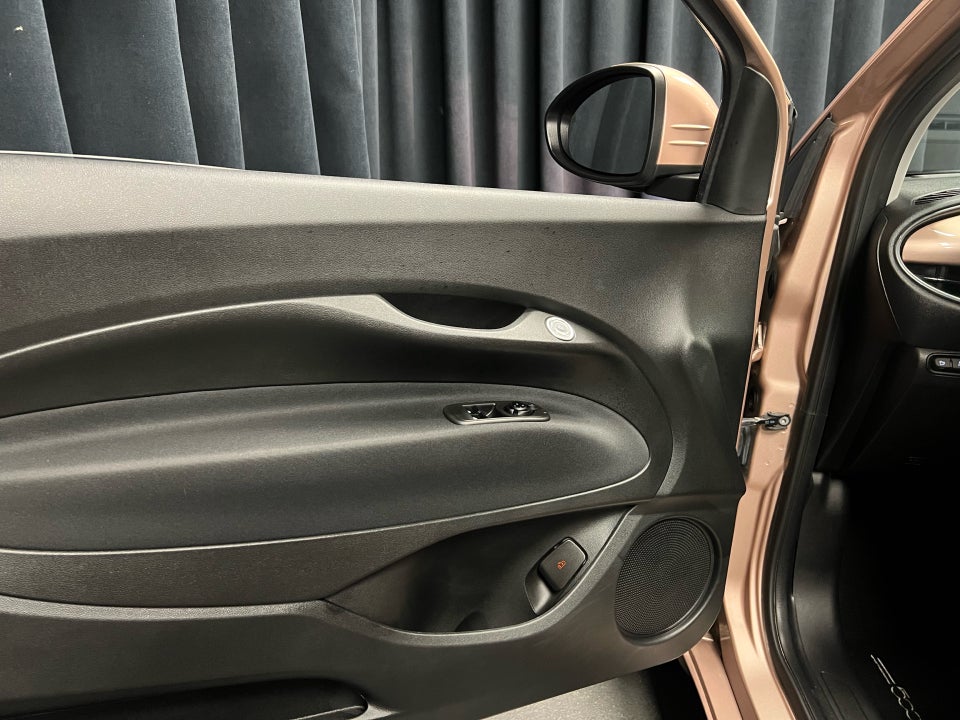 Fiat 500e 42 Icon 3d