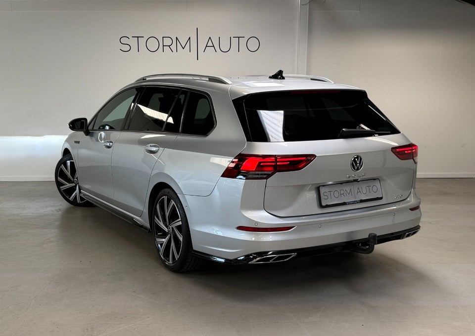 VW Golf VIII 1,5 eTSi 150 R-line Variant DSG 5d