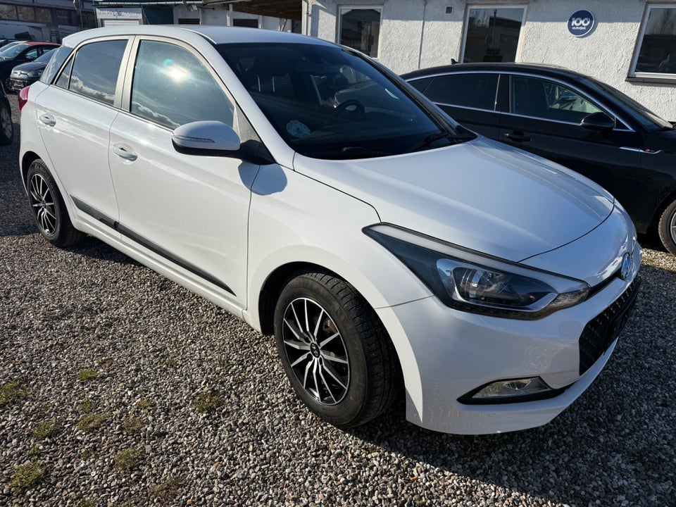 Hyundai i20 1,25 Trend 5d