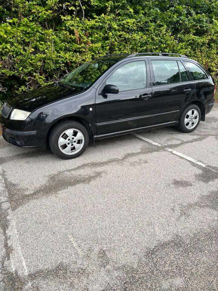 Skoda Fabia 1,4 16V 75 Comfort Combi aut. 5d